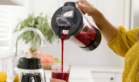 https://s7cdn.spectrumbrands.com/~/media/SmallAppliancesUS/Black%20and%20Decker/Product%20Page/blenders%20and%20juicers/BL1400DG%20P/Extended%20Content/BL1400DGP_SupFeat_4_6CupCycloneJar.jpg