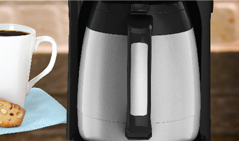 Best Buy: Black+Decker Honeycomb Collection 1.7L Cordless Electric Kettle  white KE1560W